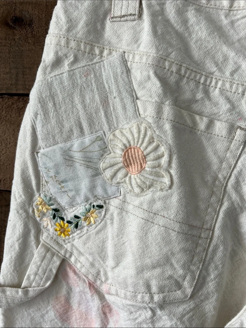 NWOT Free People Women's Love Alive Boyfriend Jeans in Antique White Size 26